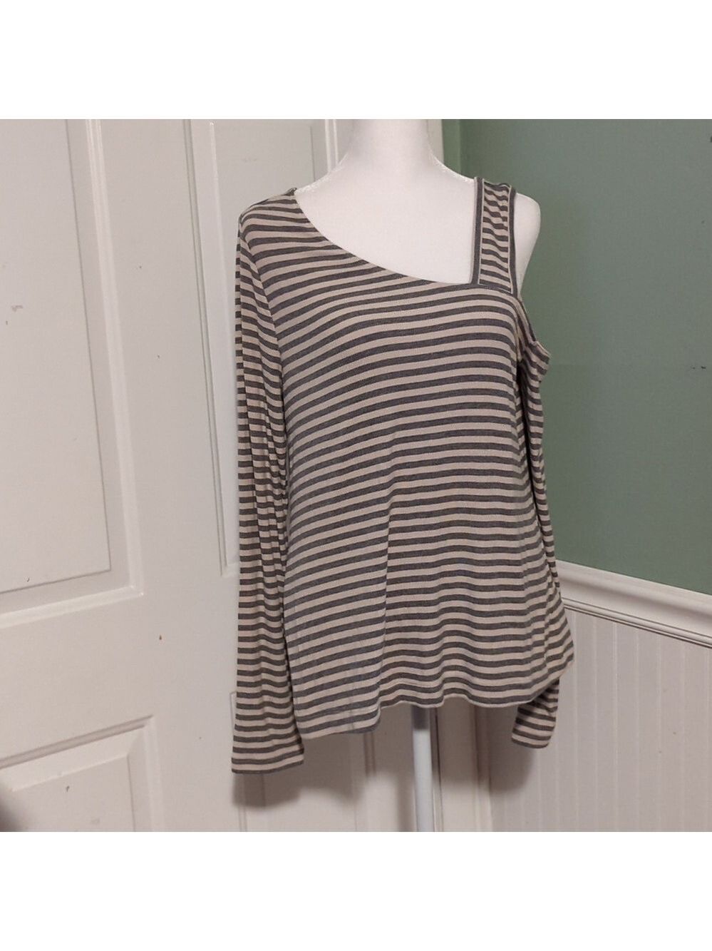 CAbi Striped Cold Shoulder Top Medium